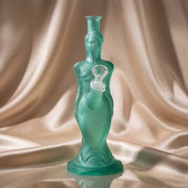 YHS Smoke 11" Artistic Couple Water Pipe