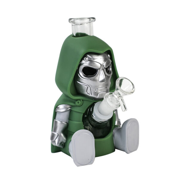 YHS Smoke 7" Doctor Doom Water Pipe